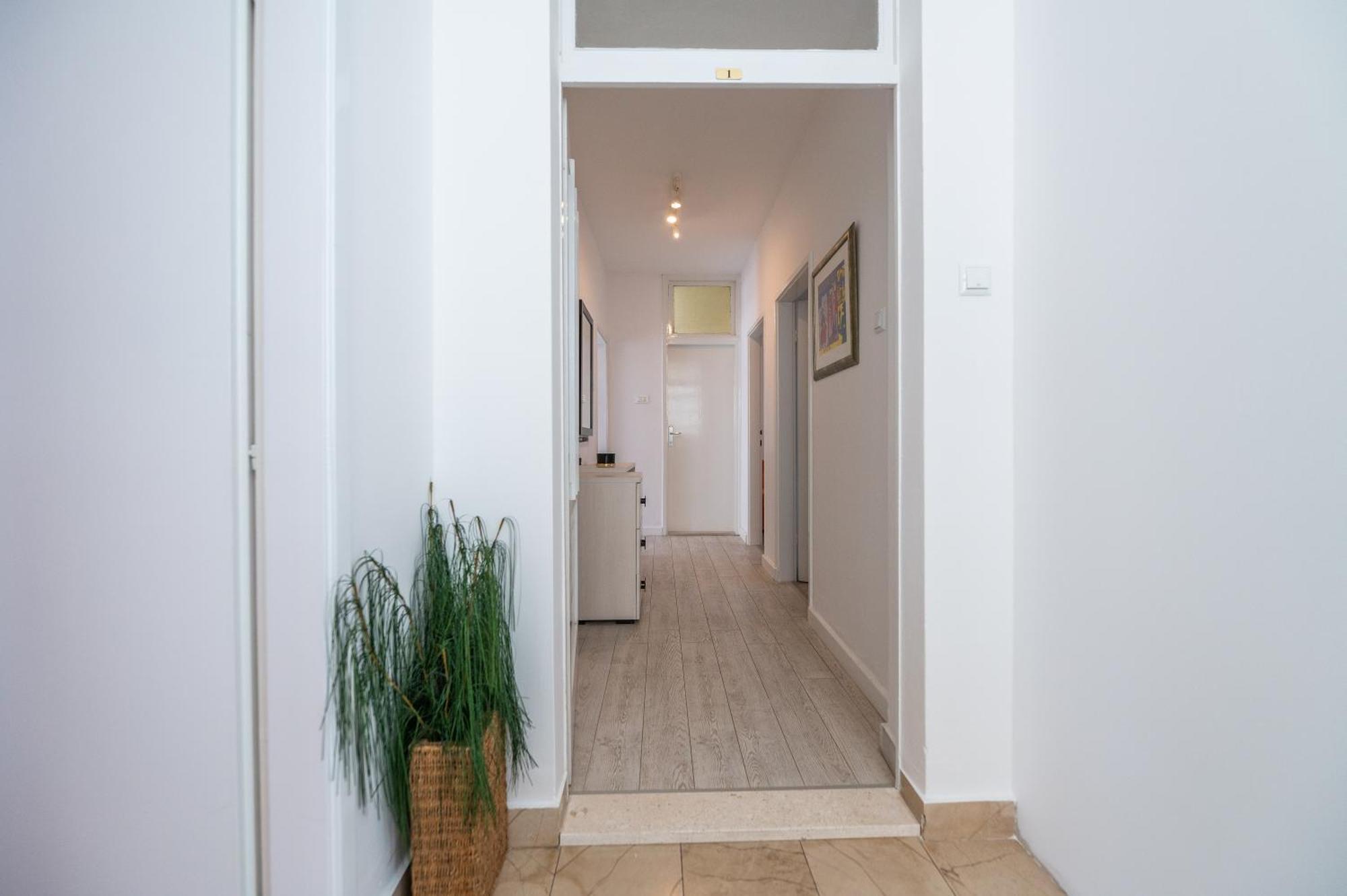 Apartments Sokol Makarska Exterior photo